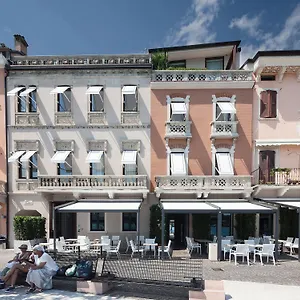 Del Benaco Hotel